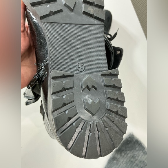 BARNEYS NEW YORK COMBAT BOOTS LIKE NEW 🖤🖤 - Picture 12 of 13